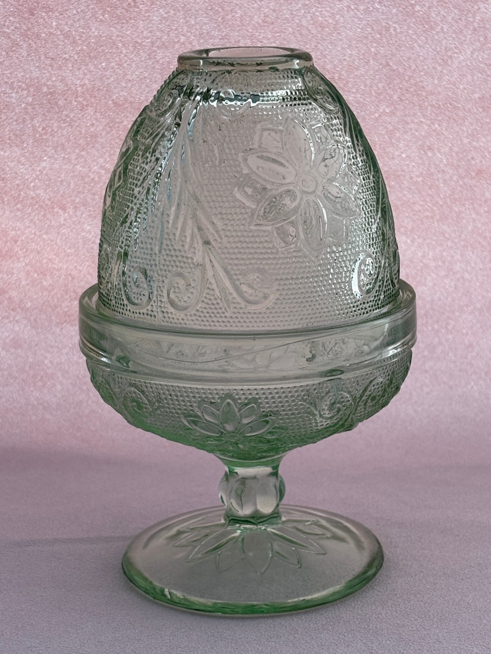 Vintage Tiara Indiana Glass “Chantilly” Green Sandwich Fairy Lamp